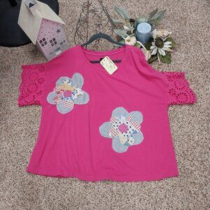 3562 Size 22/24 Upcycle Lane Bryant Applique Flower Pink Top.